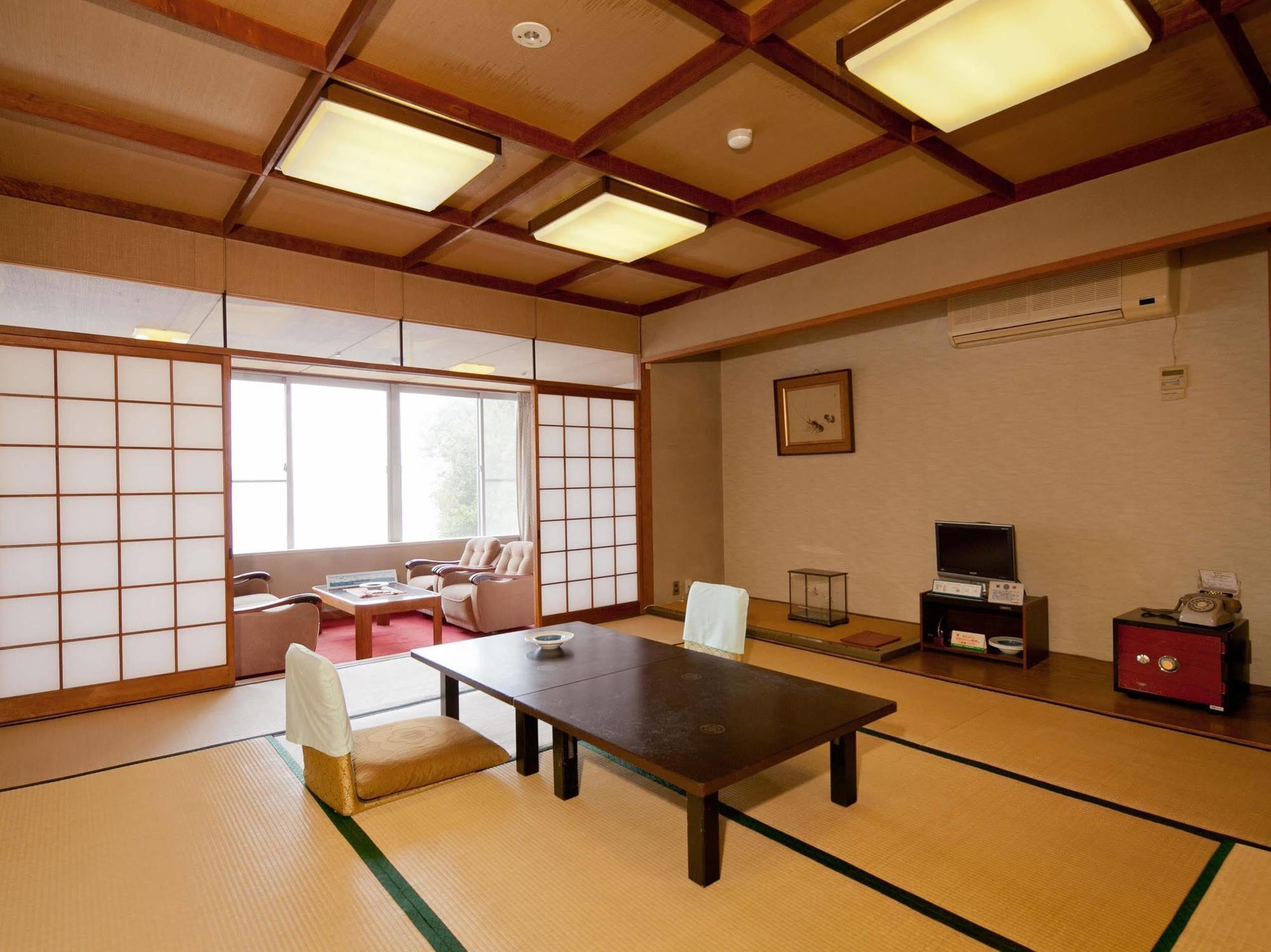 Hotel Wakayama Kada Onsen Kada Kaigetsu Extérieur photo