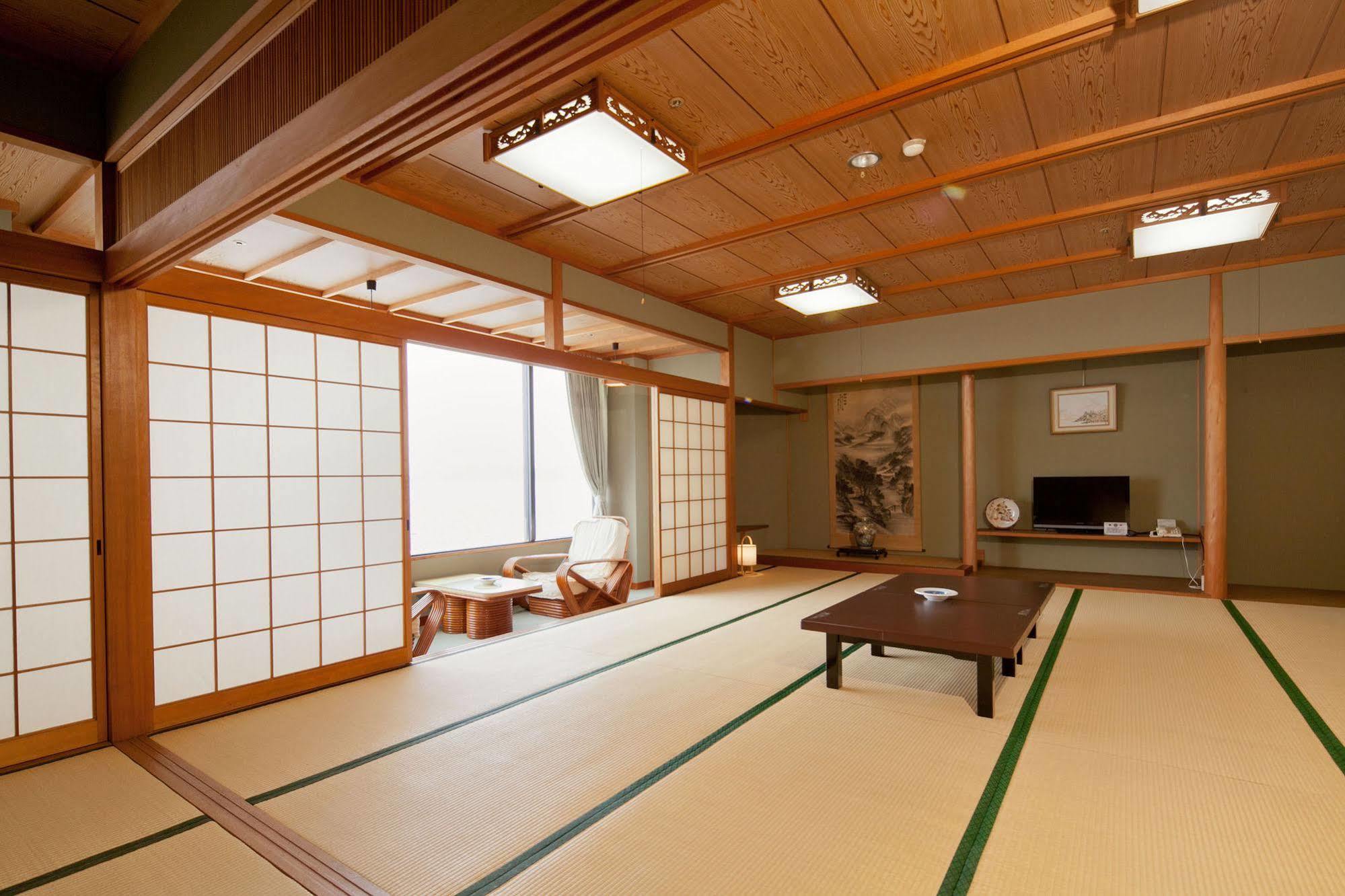 Hotel Wakayama Kada Onsen Kada Kaigetsu Extérieur photo